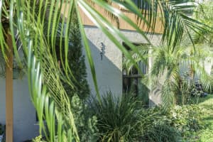 321 Sandtree Dr, Palm Beach Gardens, FL 33403, Sold 04/05/21