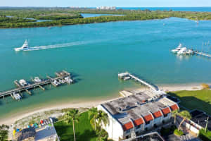 1300 Seaway Dr, Fort Pierce, FL 34949, Sold 05/21/21