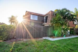 6345 Red Pine Ln, Greenacres, FL 33415, Sold 05/20/21