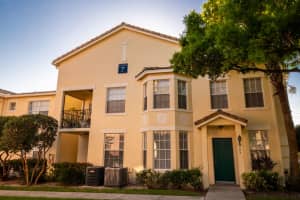 709 Belmont Pl, Boynton Beach, FL 33436, Sold 04/09/21