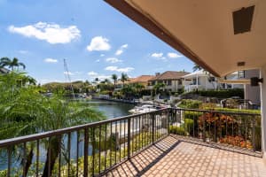5330 Boca Marina Cir N, Boca Raton, FL 33487, Sold 04/14/21