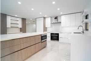 5330 Boca Marina Cir N, Boca Raton, FL 33487, Sold 04/14/21