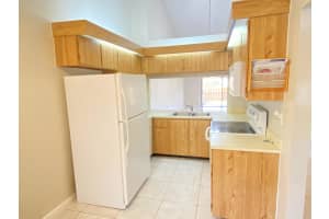 1060 Parkside Green Dr, Greenacres, FL 33415, Sold 05/14/21
