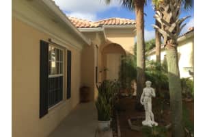 4779 Blossom Dr, Delray Beach, FL 33445, Sold 04/30/21