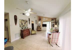 5274 Mendoza St, West Palm Beach, FL 33415, Sold 04/08/21