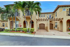 6983 Julia Gardens Dr, Coconut Creek, FL 33073, Sold 04/22/21