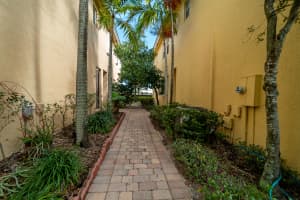 2936 Carvelle Dr, Riviera Beach, FL 33404, Sold 05/05/21