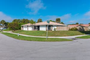 1211 NW 15th St, Boca Raton, FL 33486, Sold 05/05/21