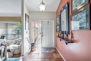 9285 Laurel Green Dr, Boynton Beach, FL 33437, Sold 04/19/21