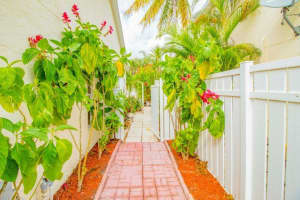 5441 Pinnacle Ln, West Palm Beach, FL 33415, Sold 04/29/21