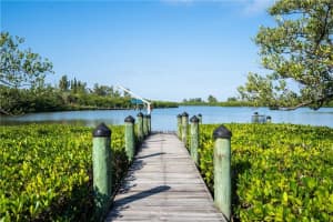 MLS# R10696427, Vero Beach, Florida 32963