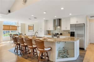 MLS# R10696427, Vero Beach, Florida 32963
