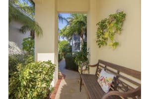 MLS# R10696471, Vero Beach, Florida 32967