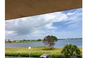 480 Executive Center Dr #2f, West Palm Beach, FL 33401, Sold 05/12/21