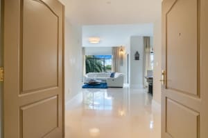200 E Palmetto Park Rd, Boca Raton, FL 33432, Sold 07/08/21