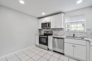 1700 Dover Rd, Delray Beach, FL 33445, Sold 04/22/21