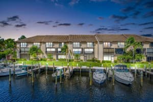 210 Captains Walk, Delray Beach, FL 33483, Sold 03/03/21