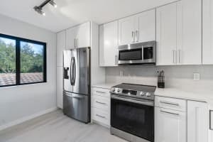 210 Captains Walk, Delray Beach, FL 33483, Sold 03/03/21