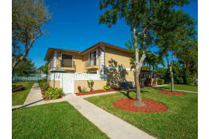 1482 N Lawnwood Cir #32d, Fort Pierce, FL 34950, Sold 06/25/21
