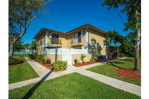 1482 N Lawnwood Cir #32d, Fort Pierce, FL 34950, Sold 06/25/21