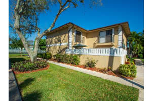 1482 N Lawnwood Cir #32d, Fort Pierce, FL 34950, Sold 06/25/21