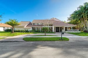 3270 St James Dr, Boca Raton, FL 33434, Sold 06/01/21