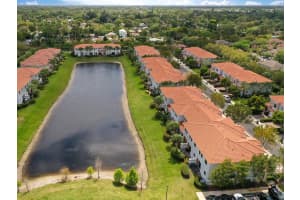 107 Gramercy Square Dr, Delray Beach, FL 33484, Sold 04/06/21