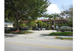 120 Sparrow Dr, Royal Palm Beach, FL 33411, Sold 04/16/21