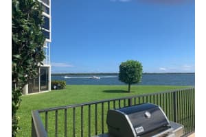 MLS# R10697274, North Palm Beach, Florida 33408