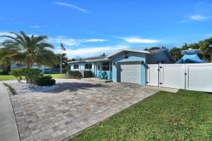 1671 NW 11th St, Boca Raton, FL 33486, Sold 04/06/21