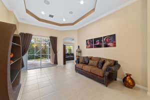 168 Seminole Lakes Dr, Royal Palm Beach, FL 33411, Sold 05/04/21