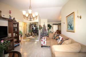 6112 Fairfield Cir, Greenacres, FL 33463, Sold 07/19/21