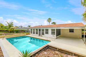 1663 NE 24th St, Jensen Beach, FL 34957, Sold 03/30/21