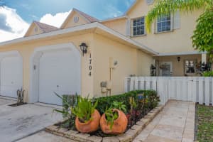 1704 Maplewood Dr, Greenacres, FL 33415, Sold 04/30/21