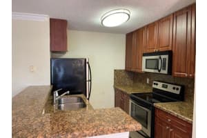 711 Forest Club Dr, Wellington, FL 33414, Sold 08/11/22