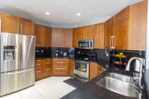 11853 NW 55th St, Tamarac, FL 33321, Sold 04/08/21