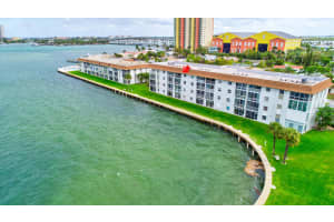 410 Wilma Cir, Riviera Beach, FL 33404, Sold 06/18/21