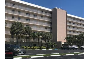 10102 S Ocean Dr, Jensen Beach, FL 34957, Sold 05/03/21