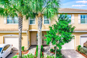 5917 Monterra Club Dr, Lake Worth, FL 33463, Sold 04/23/21
