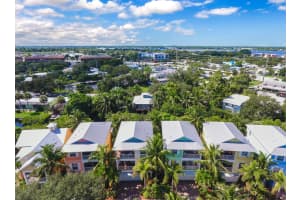 532 SW Akron Ave, Stuart, FL 34994, Sold 12/14/21