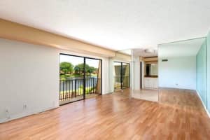 702 Springdale Cir, Palm Springs, FL 33461, Sold 07/27/21