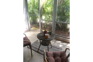 10 SE 13th St APT A2, Boca Raton, FL 33432, Sold 05/03/21