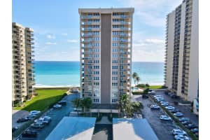 5440 N Ocean Dr, Riviera Beach, FL 33404, Sold 06/03/21