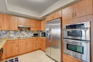 2700 N Federal Hwy, Boynton Beach, FL 33435, Sold 05/28/21