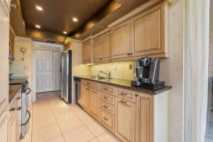 100 SE 5th Ave, Boca Raton, FL 33432, Sold 07/16/21