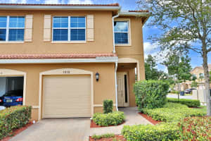 5838 Monterra Club Dr, Lake Worth, FL 33463, Sold 04/30/21