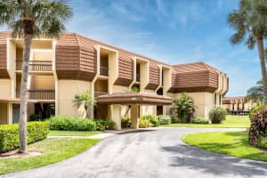 5380 Woodland Lakes Dr, Palm Beach Gardens, FL 33418, Sold 04/09/21