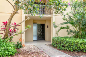 5380 Woodland Lakes Dr, Palm Beach Gardens, FL 33418, Sold 04/09/21