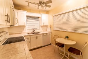 511 Sandpiper Cir Ln, Delray Beach, FL 33445, Sold 04/15/21