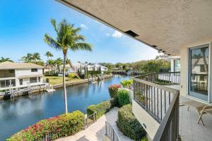 5310 Boca Marina Cir N, Boca Raton, FL 33487, Sold 05/12/21